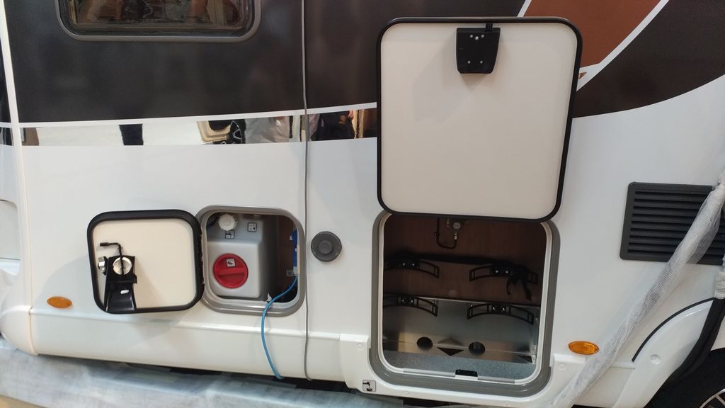 Fun-Mobil - Vermietung neuwertiger Reisemobile und Verkauf günstiger